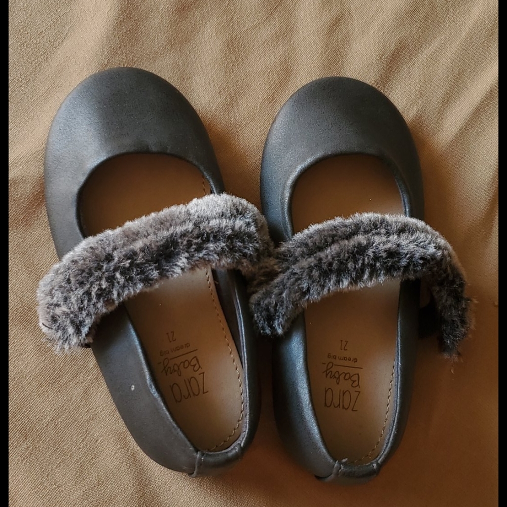 Zara baby flat